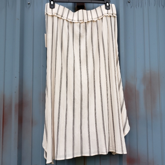 Ava James Asymmetrical Skirt Cream/Black Stripes - Picture 2 of 5